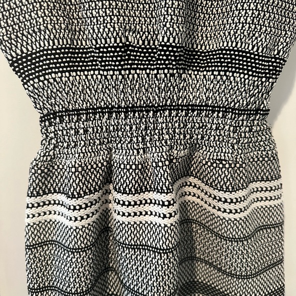 Maje Black and White mini dress, like new - Picture 5 of 5